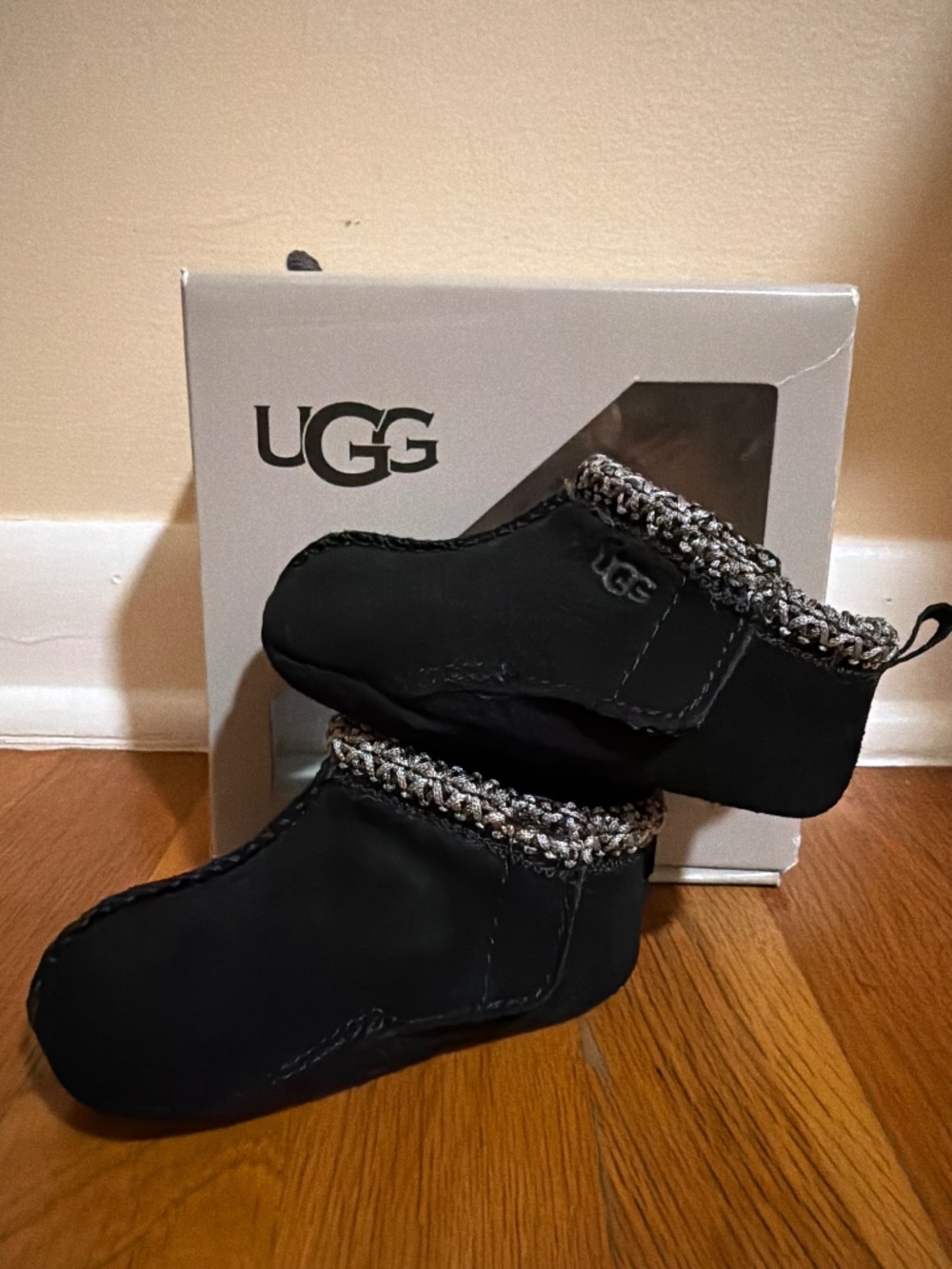 UGG Baby Tasman slippers